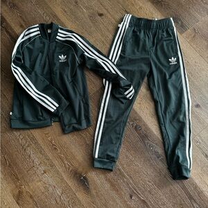 Kids adidas tracksuit